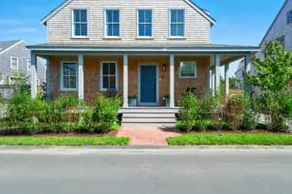 rental property in 18 Honeysuckle Drive
