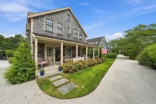 rental property in 8 Fox Grape Lane