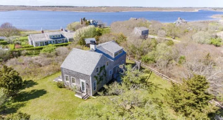 rental property in 5 Osprey Way