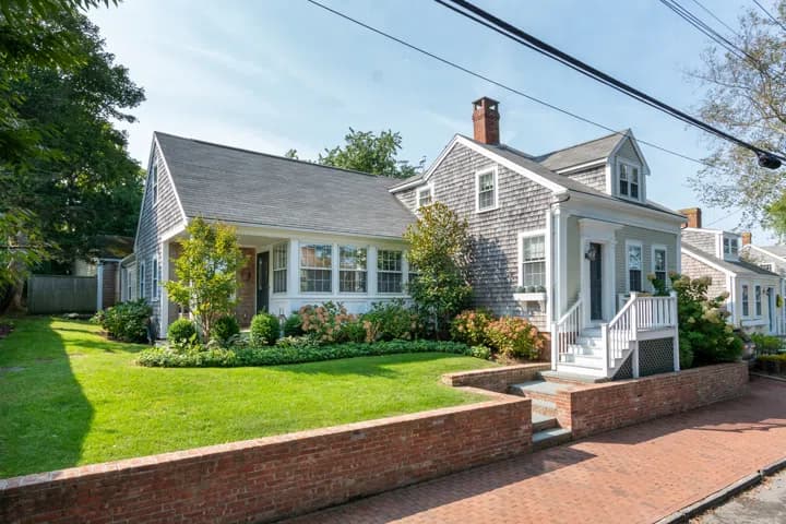 rental property in 138 Main Street