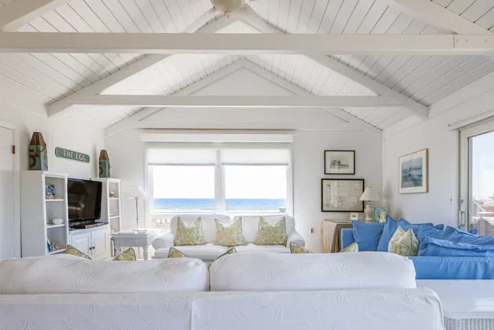 rental property in 4 Maine Avenue