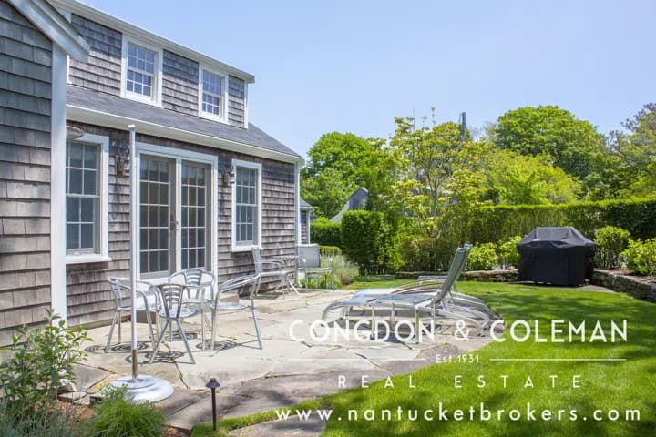 rental property in 7 Joy Street