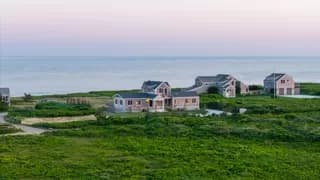 rental property in 20 Madequecham Valley Road West