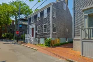 rental property in 17 Gay Street