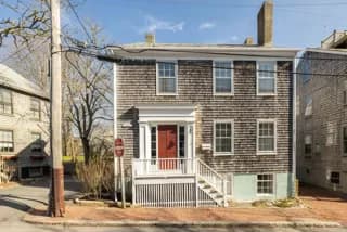 rental property in 17 Gay Street