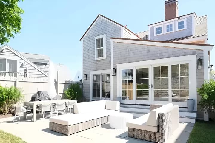 rental property in 28 North Water Street