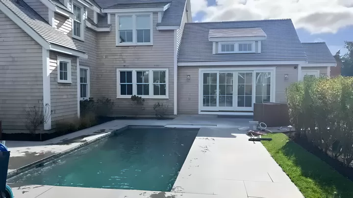 rental property in 3 Raceway Drive