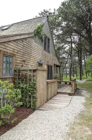 rental property in 10 Ridge Lane