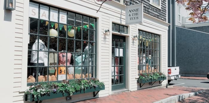 Annie and the Tees Clothing and Accessories Store